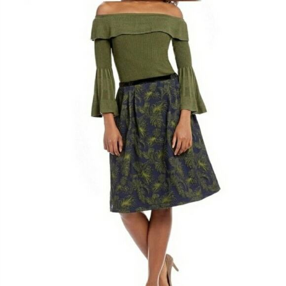 Max Studio Women's Size 4 Blue Green Floral Knee Length Skirt - Picture 1 of 7